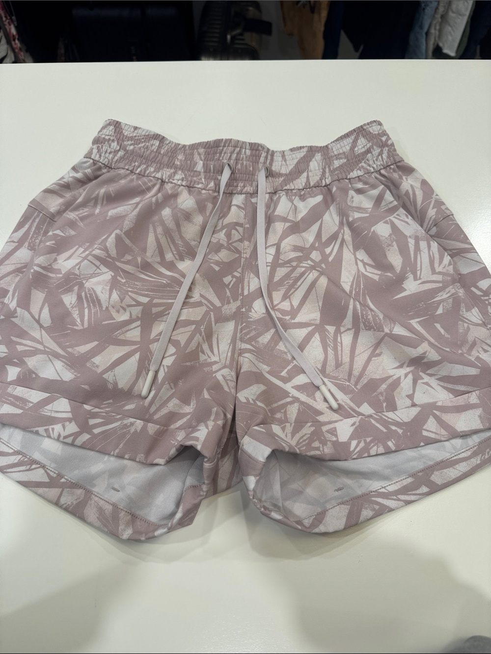 Lululemon Women’s Pink Printed Athletic Shorts